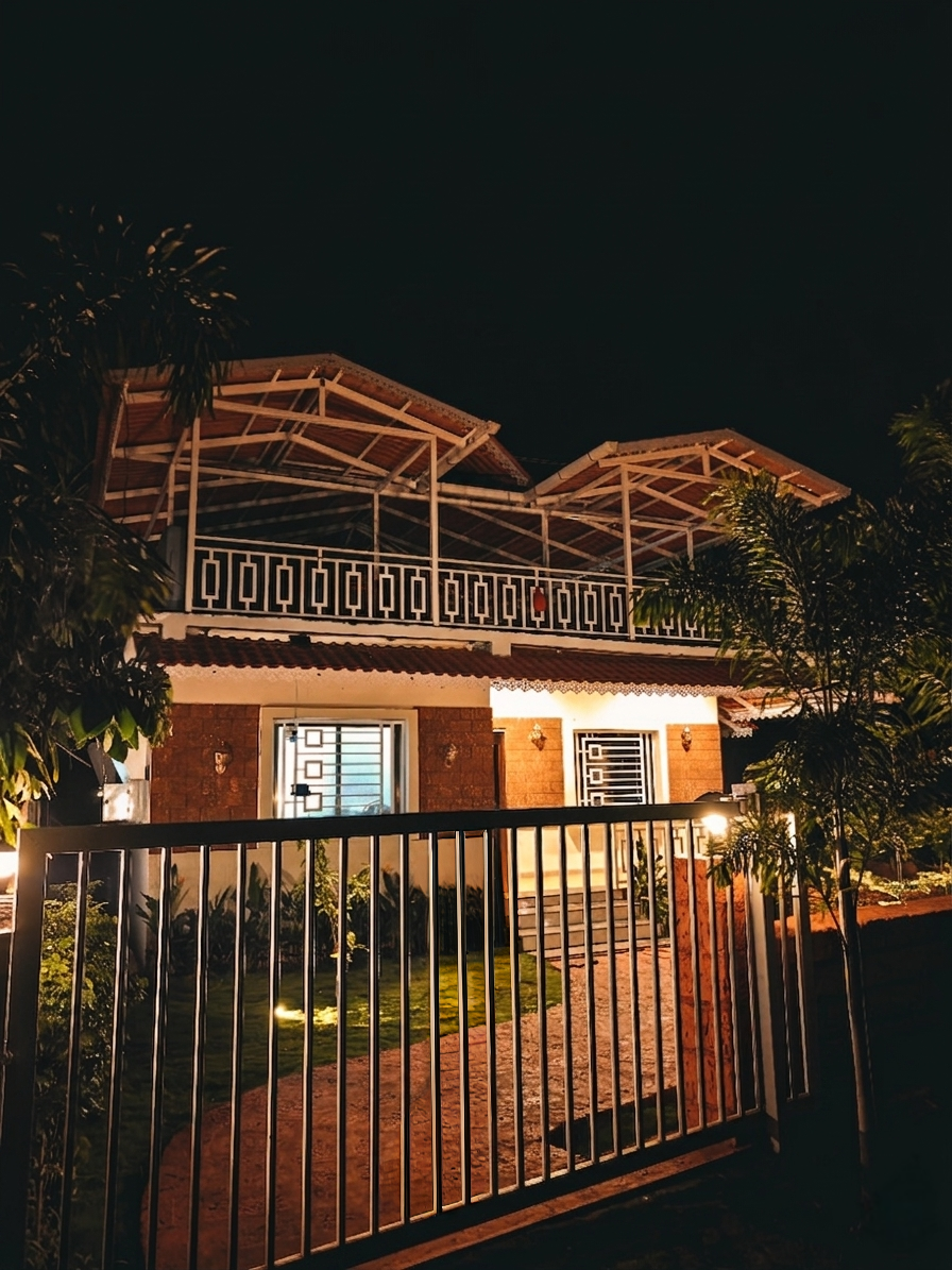 Luxury villa exterior in Amba